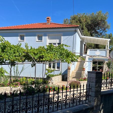 Kuca Luce Hotell Mali Lošinj Eksteriør bilde